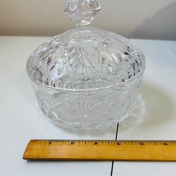 Vintage Lead Cut Crystal Heavy Bon Bon Candy Box Dish 2 Pc Clear with Etching - Picture 12 of 14